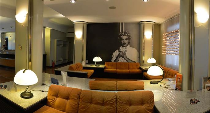 Vestíbulo del Sure Hotel by Best Western Hotel Milano en Padua - 56326