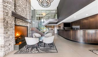 Vestíbulo del Best Western Plus Banff International Lodge en Banff - 61028