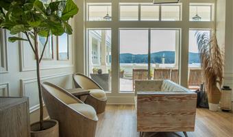 Vestíbulo del Prestige Oceanfront Resort en Sooke - 62129