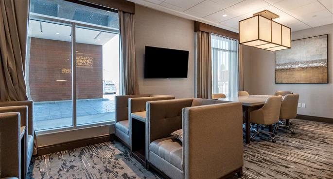 Vestíbulo del Best Western Premier Prince Albert en Prince Albert - 68033