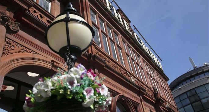 Exterior del The Crown London, WorldHotels Distinctive - London - 84364