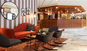 Vestíbulo del Best Western Plus Vasterviks Stadshotell en Vastervik - 88057