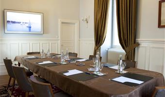 Salas de reuniones del Best Western Plus Hotel D'Angleterre - Bourges - 93478