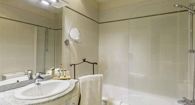 hotel en auxerre 93881 f