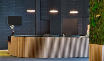 Vestíbulo del Sure Hotel by Best Western Nantes Beaujoire en Nantes - 93916