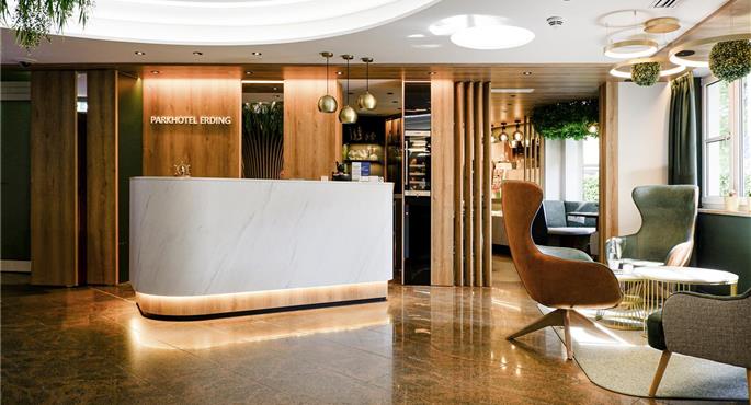 Vestíbulo del Best Western Plus Parkhotel Erding en Erding - 95224