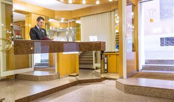 Vestíbulo del Best Western Hotel Libertà en Modena - 98237