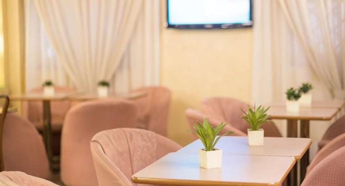 Vestíbulo del Best Western Hotel Libertà en Modena - 98237