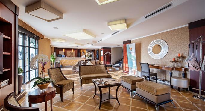 Vestíbulo del Best Western Premier Villa Fabiano Palace Hotel en Cosenza Rende - 98291