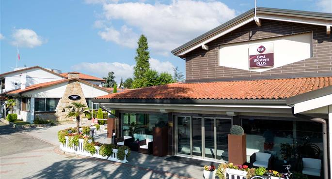 Exterior del Best Western Plus Hotel Modena Resort - Modena Casinalbo di Formigine - 98305