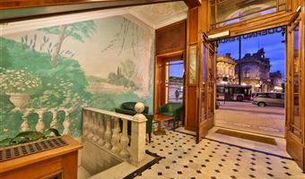 Vestíbulo del Best Western Hotel Moderno Verdi en Genoa - 98342