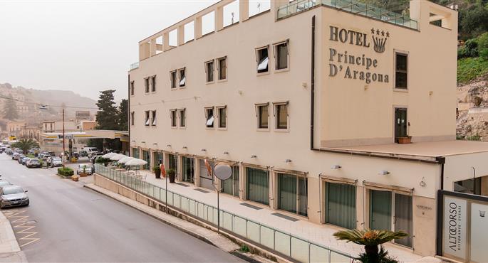 Sure Hotel by Best Western Principe d'Aragona - Modica - Hoteles imagen principal