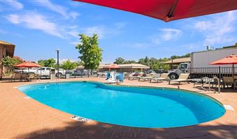 hotel a jackson 05399 f