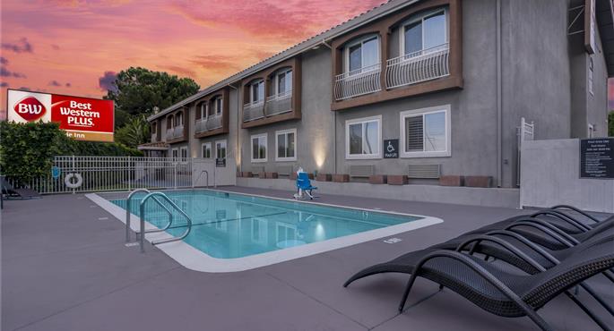 Piscine de Best Western Plus Brookside Inn - Milpitas - 05538