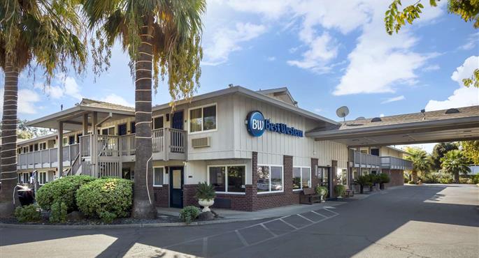 Extérieur de Best Western Shadow Inn - Woodland - 05558