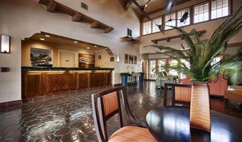 Hall de Best Western San Dimas Hotel & Suites à San Dimas - 05707