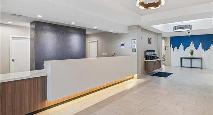 Hall de Best Western Valencia/Six Flags Inn & Suites à Valencia - 05749