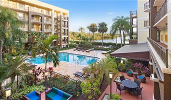 Piscine de Best Western Plus Deerfield Beach Hotel & Suites - Deerfield Beach - 10344