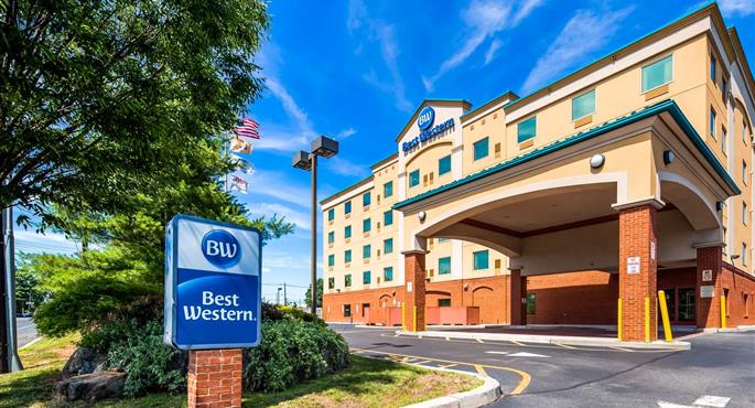 hotel a rahway 31060 f