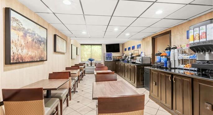 hotel a hazlet 31066 f