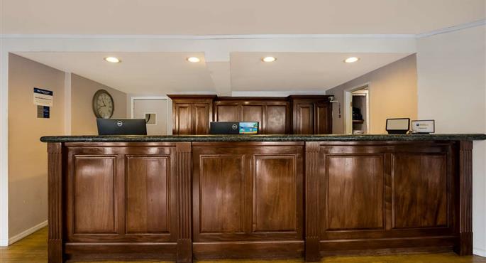 hotel a woodbury 33102 f