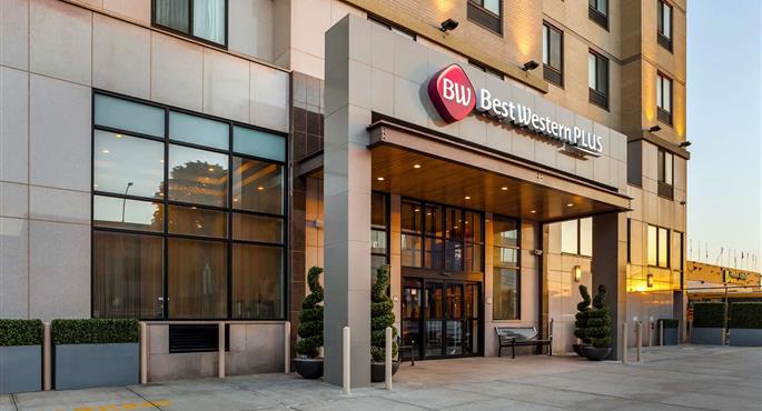 Extérieur de Best Western Plus Plaza Hotel - Long Island City - 33143