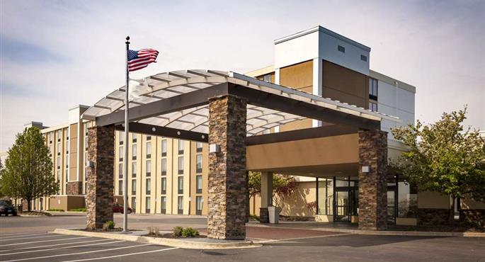 hotel a strongsville 36178 f