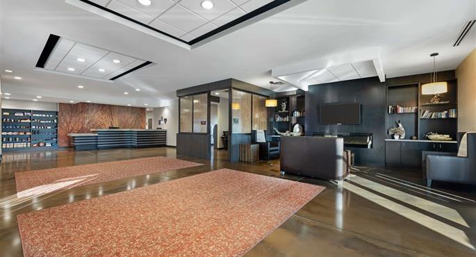 Hall de Best Western Plus Lakeview Hotel à Madison - 42056
