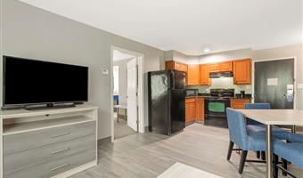 Suite de Best Western Plus Cleveland Inn & Suites - Cleveland - 43195