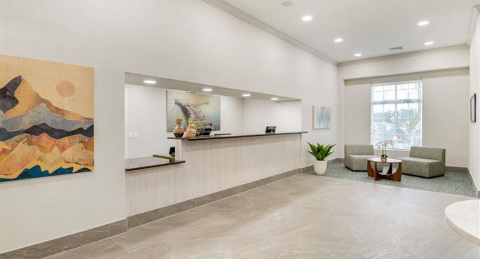 Hall de Best Western Plus Crossroads Inn & Suites à Zion Crossroads - 47130