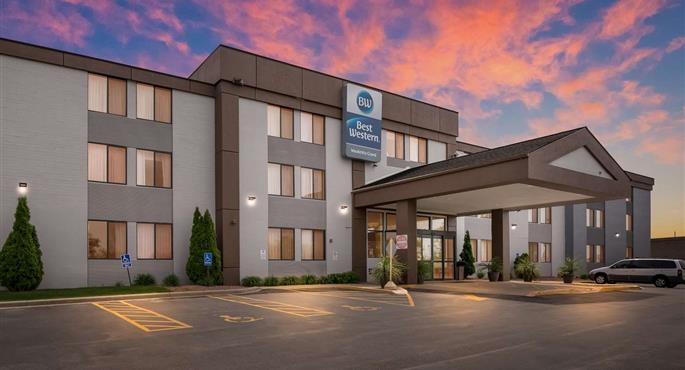 Extérieur de Best Western Waukesha Grand - Pewaukee - 50116