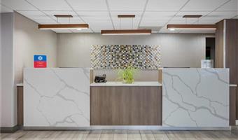 Hall de SureStay Plus by Best Western Chicago Lombard à Lombard - 54018