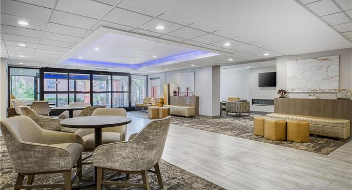 Hall de SureStay Plus by Best Western Chicago Lombard à Lombard - 54018