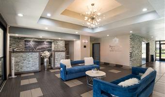 Hall de SureStay Plus by Best Western Coralville Iowa City à Coralville - 54161