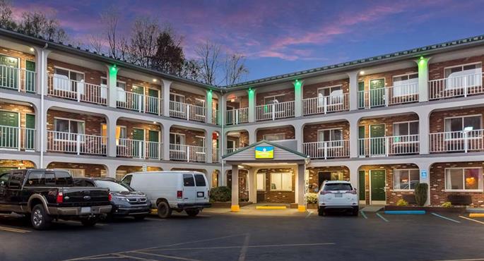 hotel a summersville 55144 f