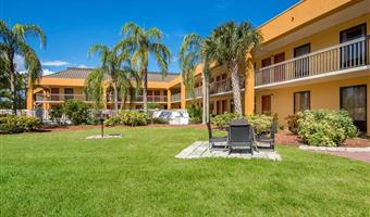 hotel a clearwater 55196 f