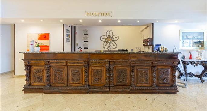 Hall de Hotel Sakura, Sure Hotel Collection by Best Western à Naples - 56328