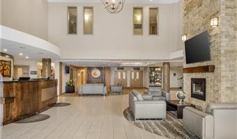 Hall de Best Western Plus Bridgewater Hotel & Convention Centre à Bridgewater - 65015