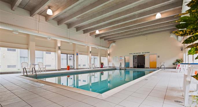 Piscine de Best Western North Bay Hotel & Conference Centre - North Bay - 66058