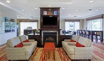 Hall de Best Western Plus Muskoka Inn à Huntsville - 66098