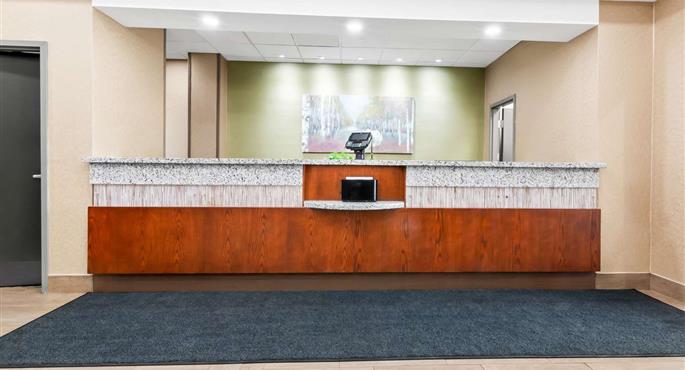 Hall de Best Western Plus Fergus Hotel à Fergus - 66110