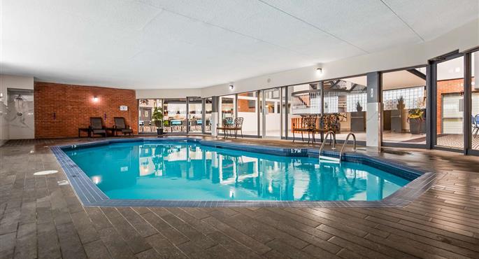 Piscine de Best Western Laval-Montreal - Laval - 67026