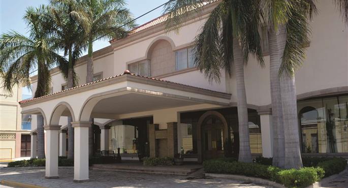 Extérieur de Best Western Centro Cadereyta - Cadereyta Jimenez - 70172