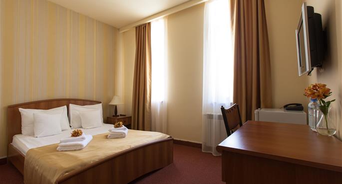 hotel a sevan 77587 f