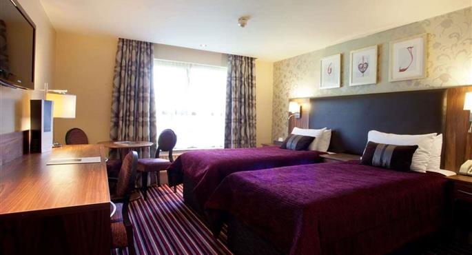 hotel a gloucester 84296 f