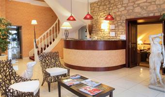 hotel a nevers 93079 f
