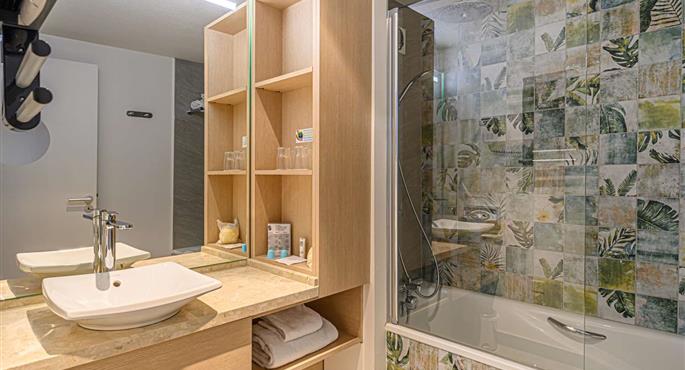 Chambre de Best Western Plus Vannes Centre Ville - Vannes - 93618