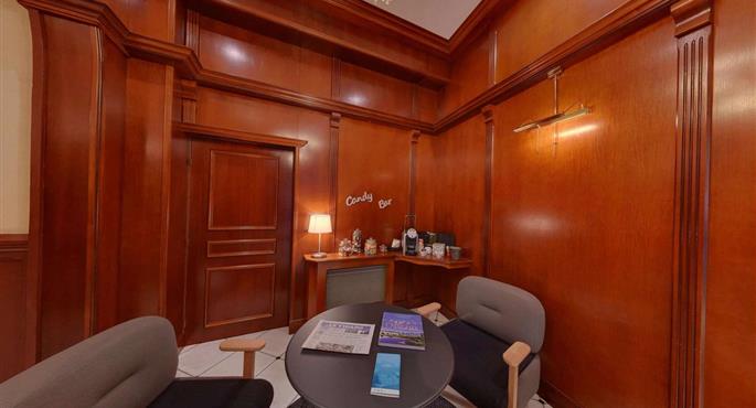 hotel a orleans 93629 f