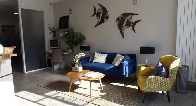 Hall de Best Western Le Duguesclin à Saint-Brieuc - 93675