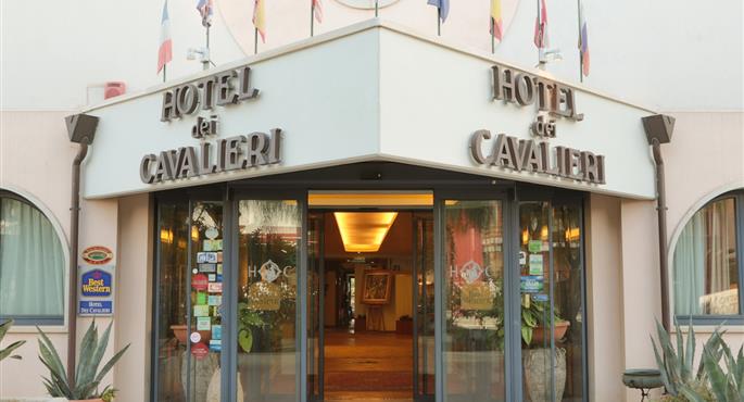 Extérieur de Best Western Hotel Dei Cavalieri - Barletta - 98207